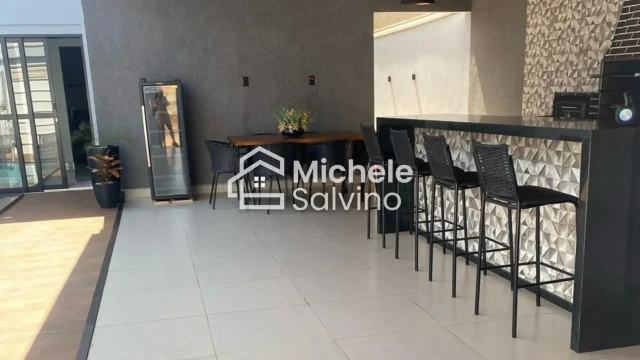 Casa 3 quartos com piscina e área de churrasco — foto 2