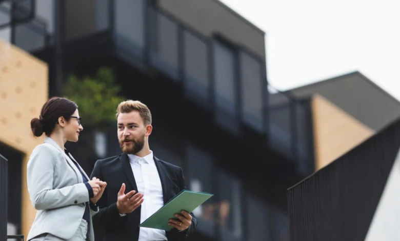 Por que contratar um corretor de imóveis de alto padrão pode transformar sua experiência de compra