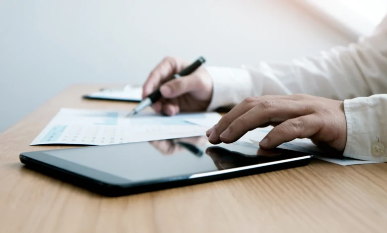 Modelo completo de contrato de prestação de serviços de estética e beleza