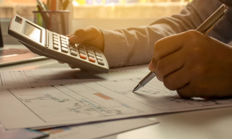 Como verificar dívidas antes de comprar um imóvel e evitar surpresas